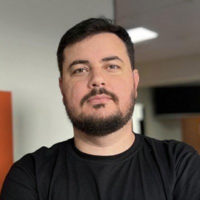 Eduardo Dias, sócio da VAE Hub — growth e analytics